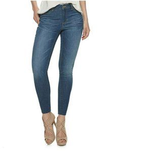 Jennifer Lopez Flawless Sculpt Super Skinny Jeans